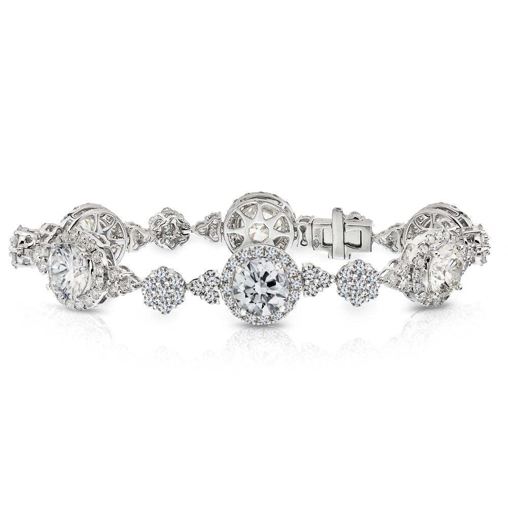9 Center Stones Diamond Bracelet - Bracelets - Leviev
