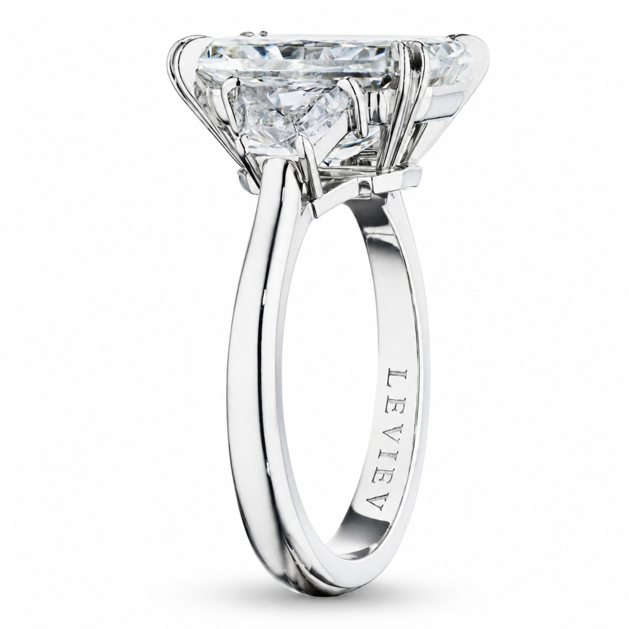 Bastet 5.82 Carat Radiant Cut Diamond with Trapezoids Side Ring in Platinum