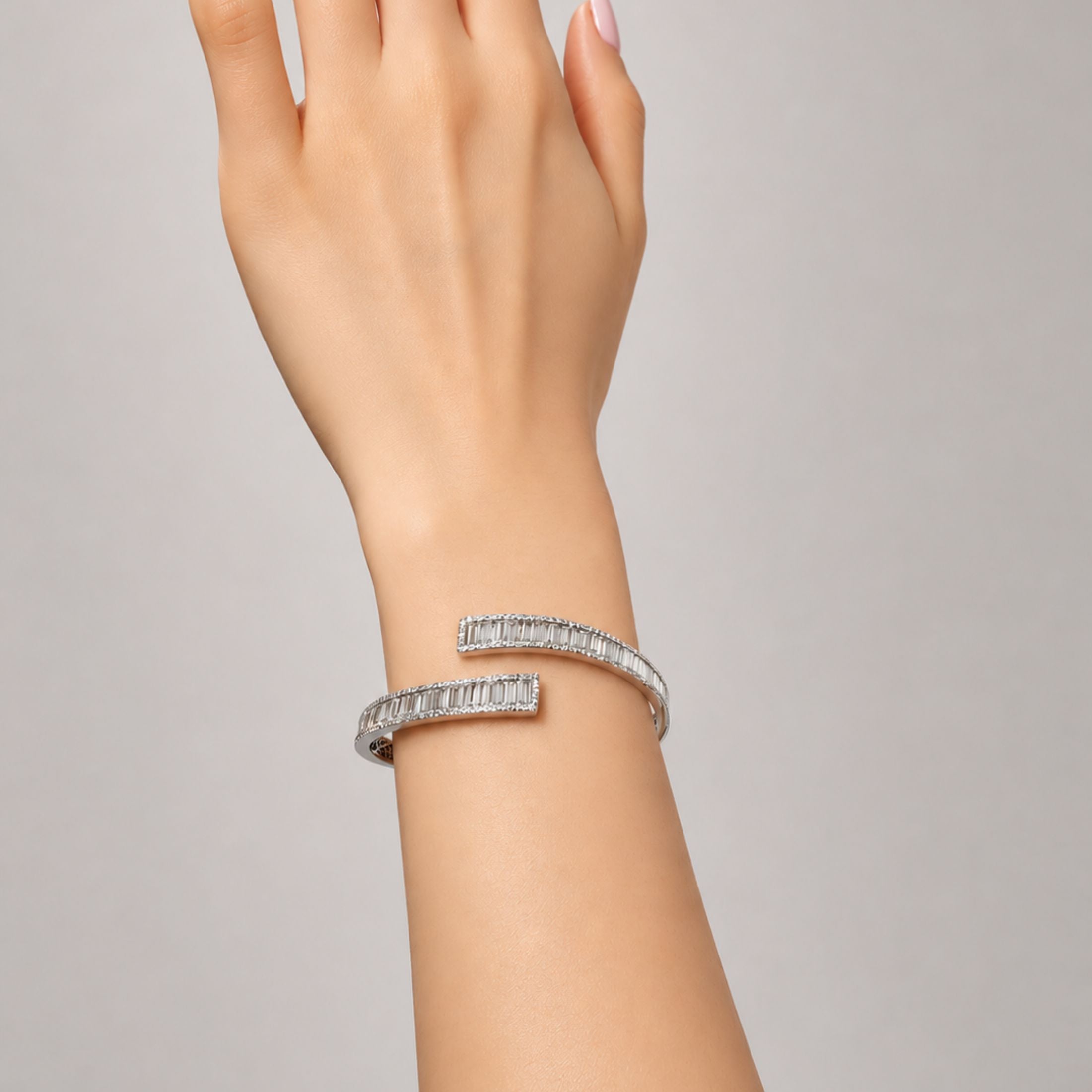 Éclosion Arch 5.75 Carat Baguette Diamond Bangle Bracelet in 18K White Gold