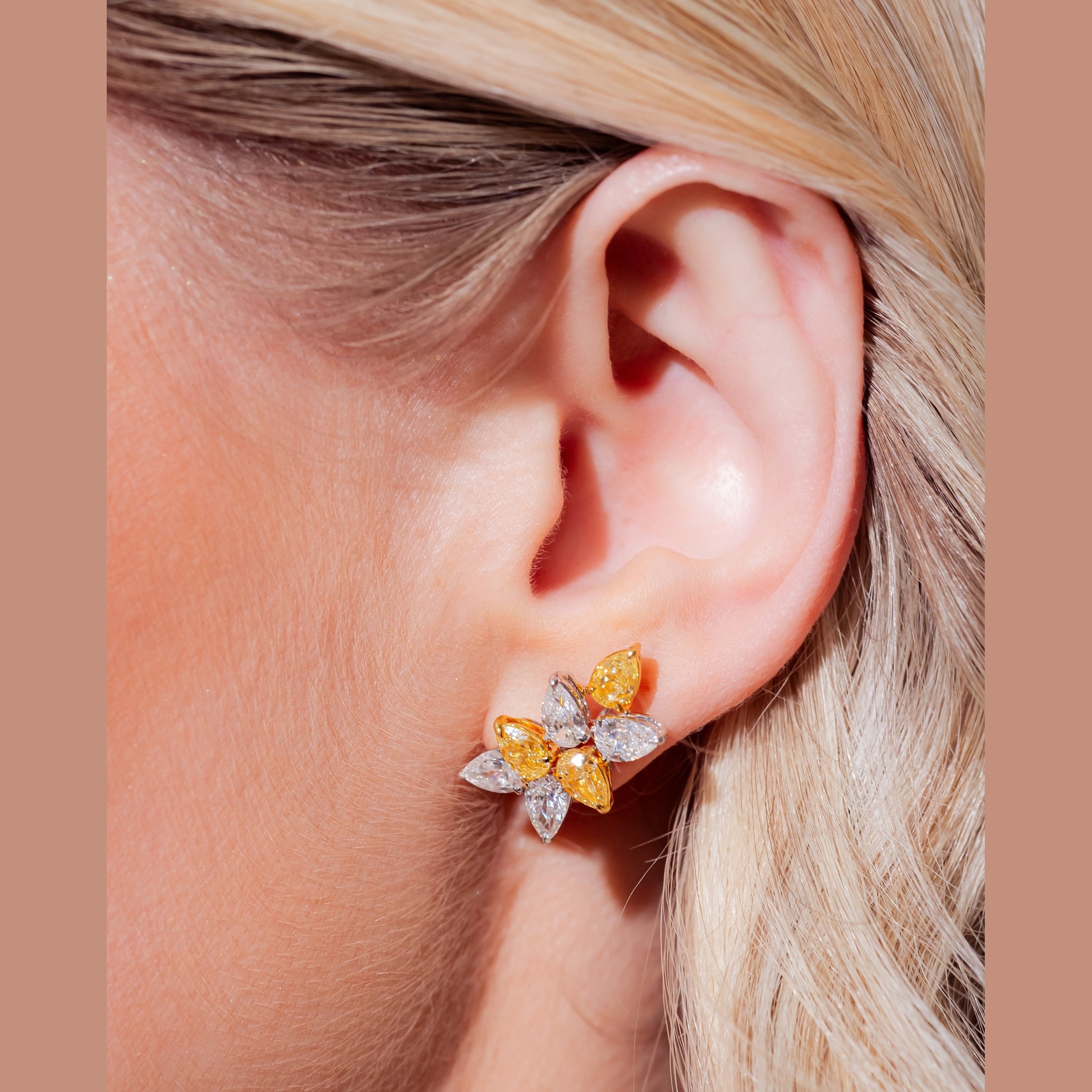 'Eternal Radiance' Cluster Earrings, 3.26 CT Leviev Earrings Earrings 'Eternal Radiance' Cluster Earrings, 3.26 CT Leviev Earrings Earrings