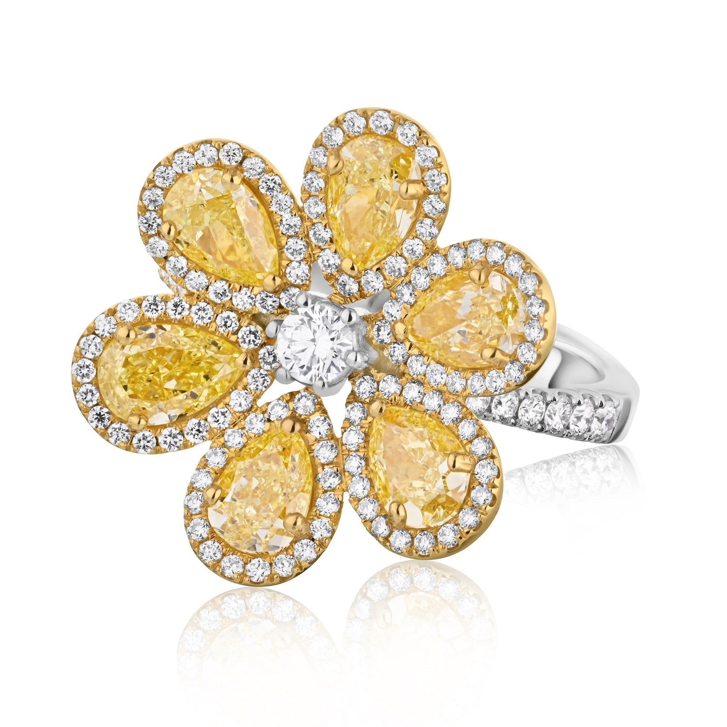 Fancy Yellow and White Cluster Diamond Flower Ring, 3.23 CT Leviev Rings Cushion, High Jewelry Leviev 