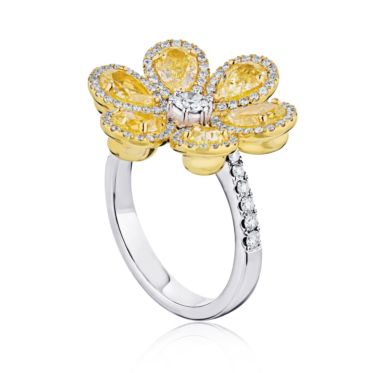 Fancy Yellow and White Cluster Diamond Flower Ring, 3.23 CT Leviev Rings Cushion, High Jewelry Leviev 