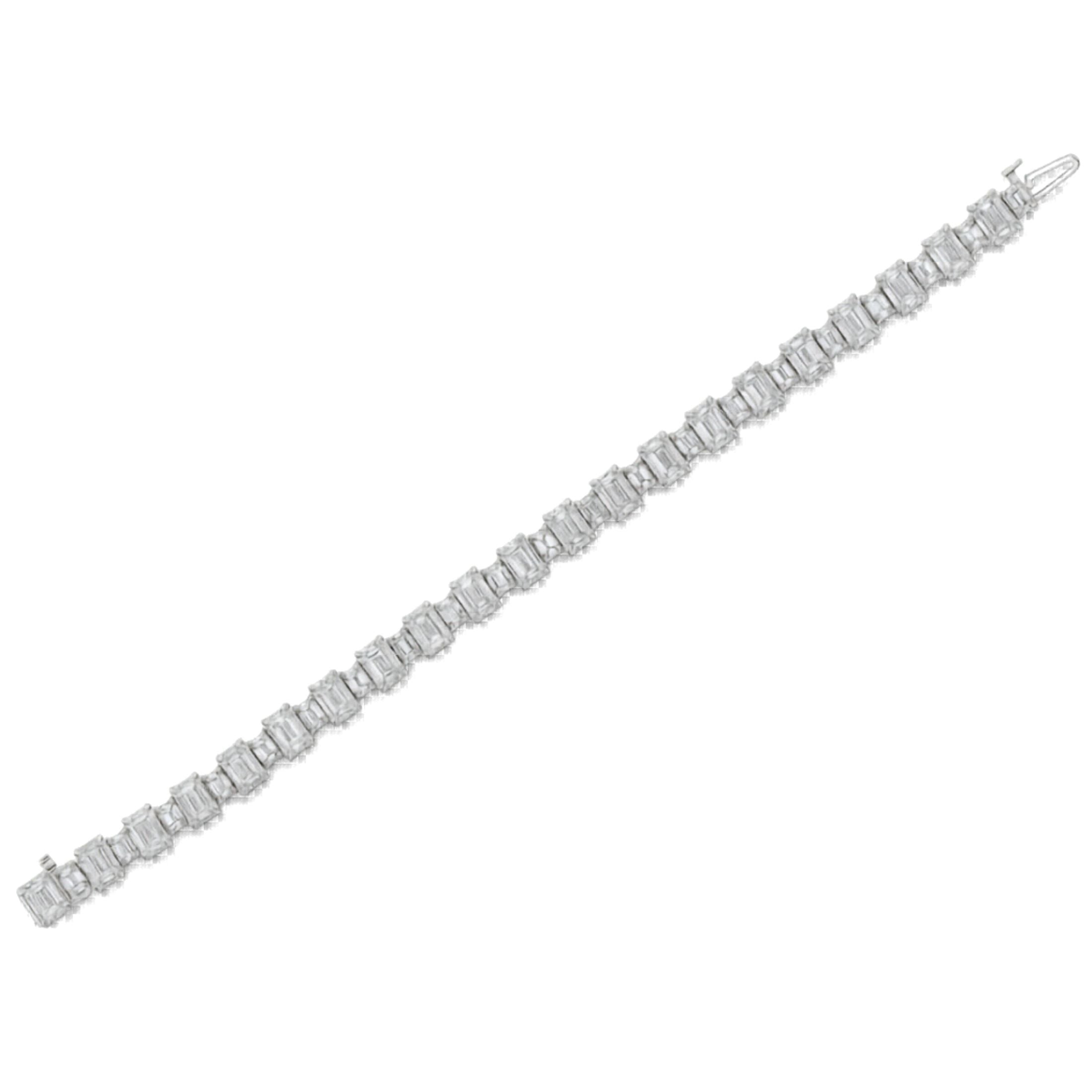 Isidora 18.75 carat emerald cut diamond bracelet linear arrangement white gold clasp