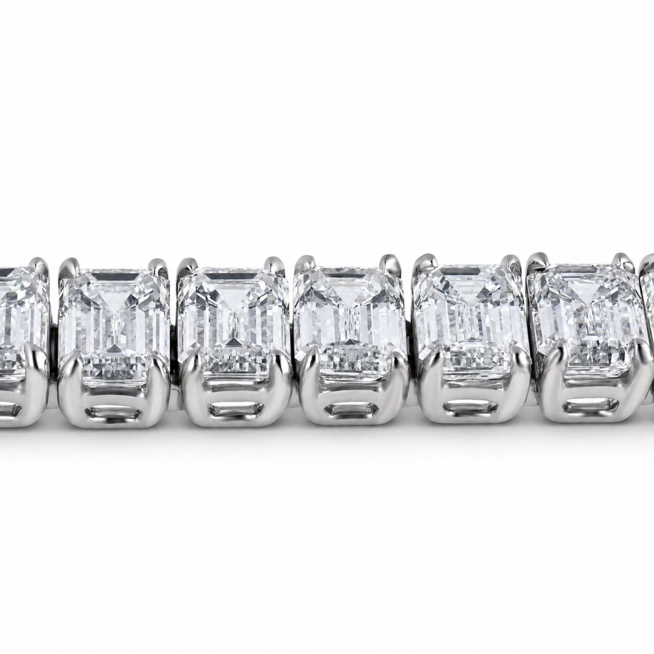 Isla 20.59 Carat Diamond Tennis Bracelet in Platinum