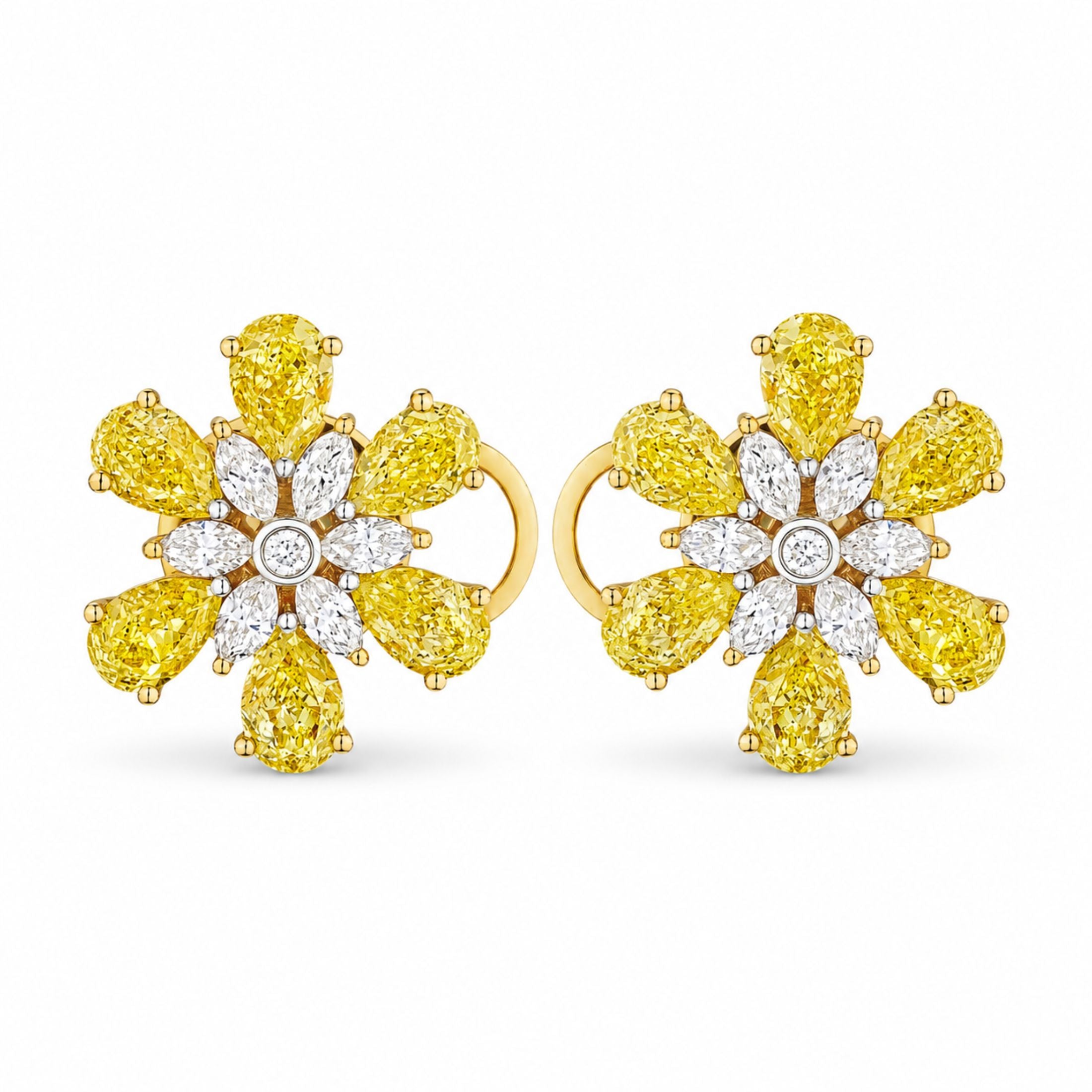 Jaune Bloom 3.12 Carat Diamond Stud Earrings in 18K Gold