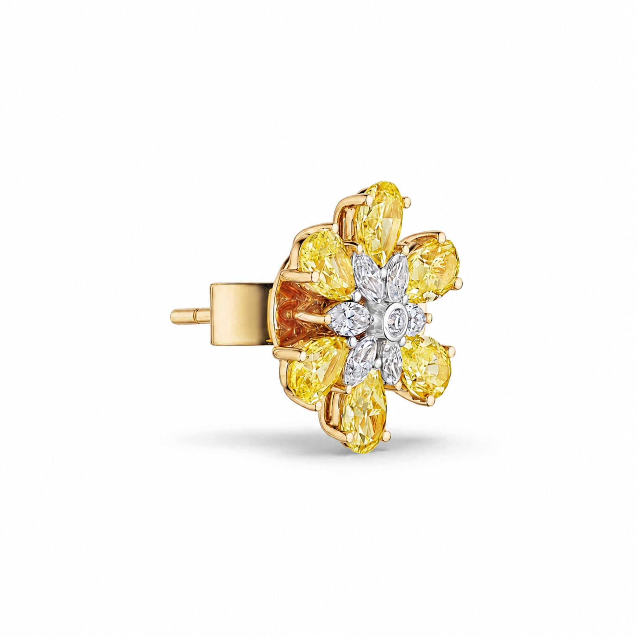 Jaune Bloom 3.12 Carat Diamond Stud Earrings in 18K Gold