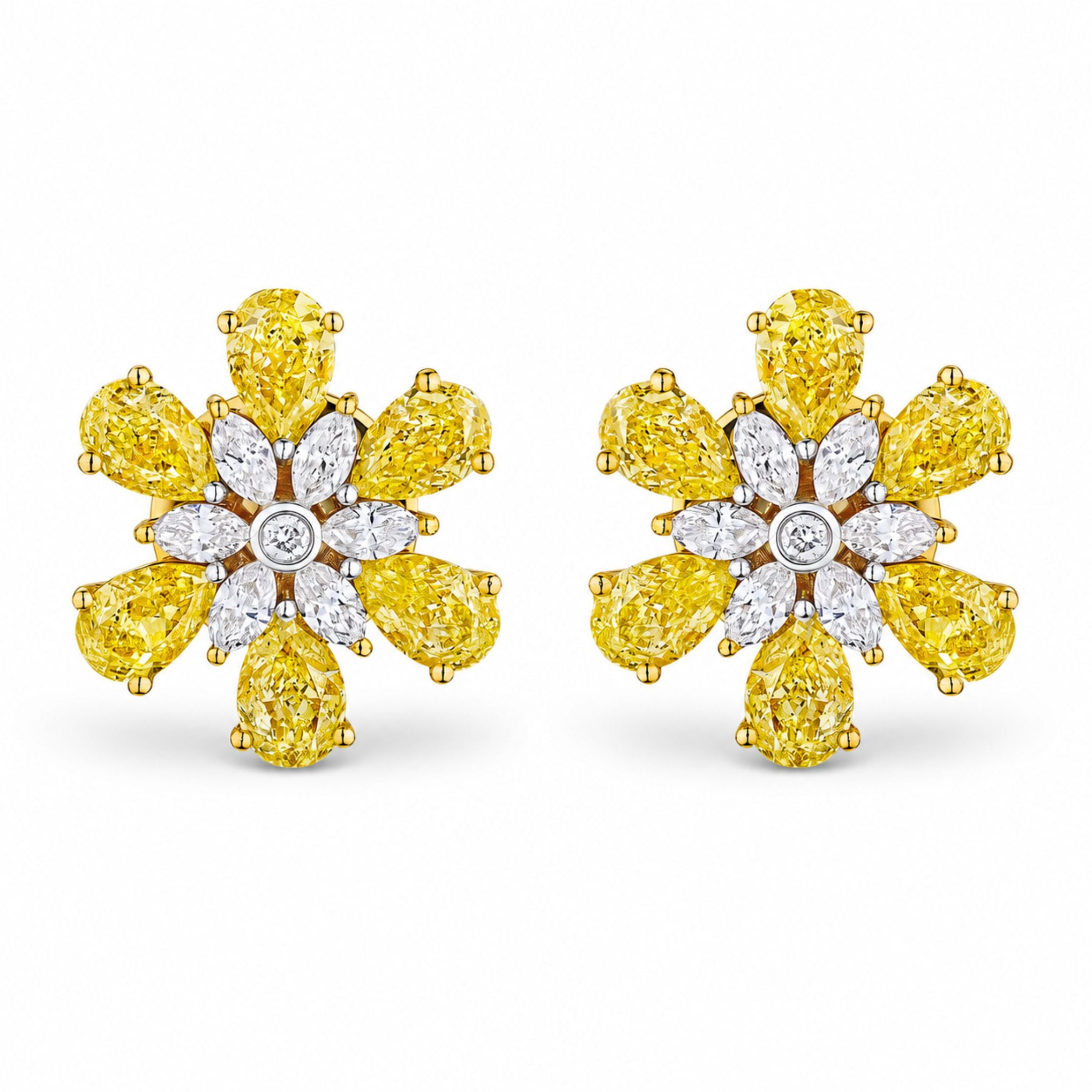 Jaune Bloom 3.12 Carat Diamond Stud Earrings in 18K Gold