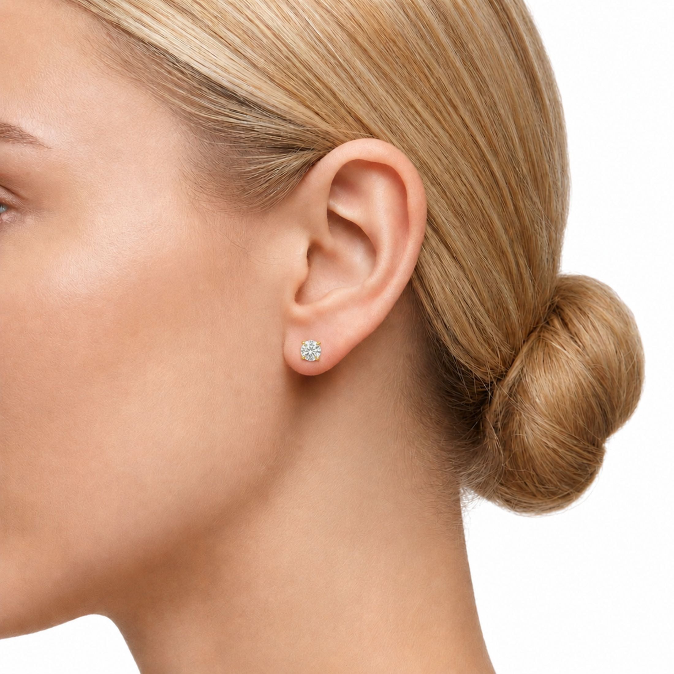 Auburn 1.71 Carat Diamond Stud Earrings in 18K Gold