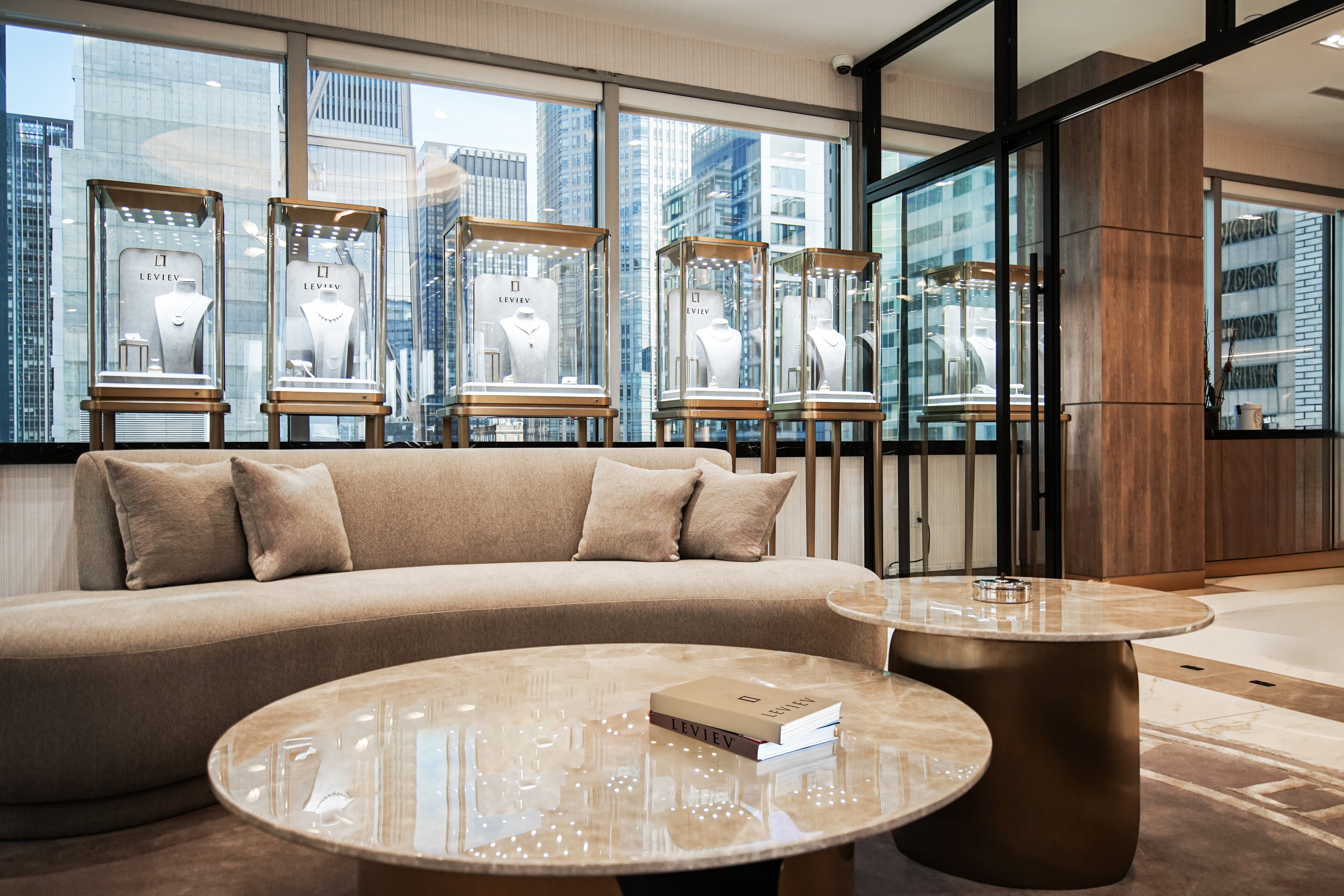 Leviev_Showroom_2_-v5.jpg