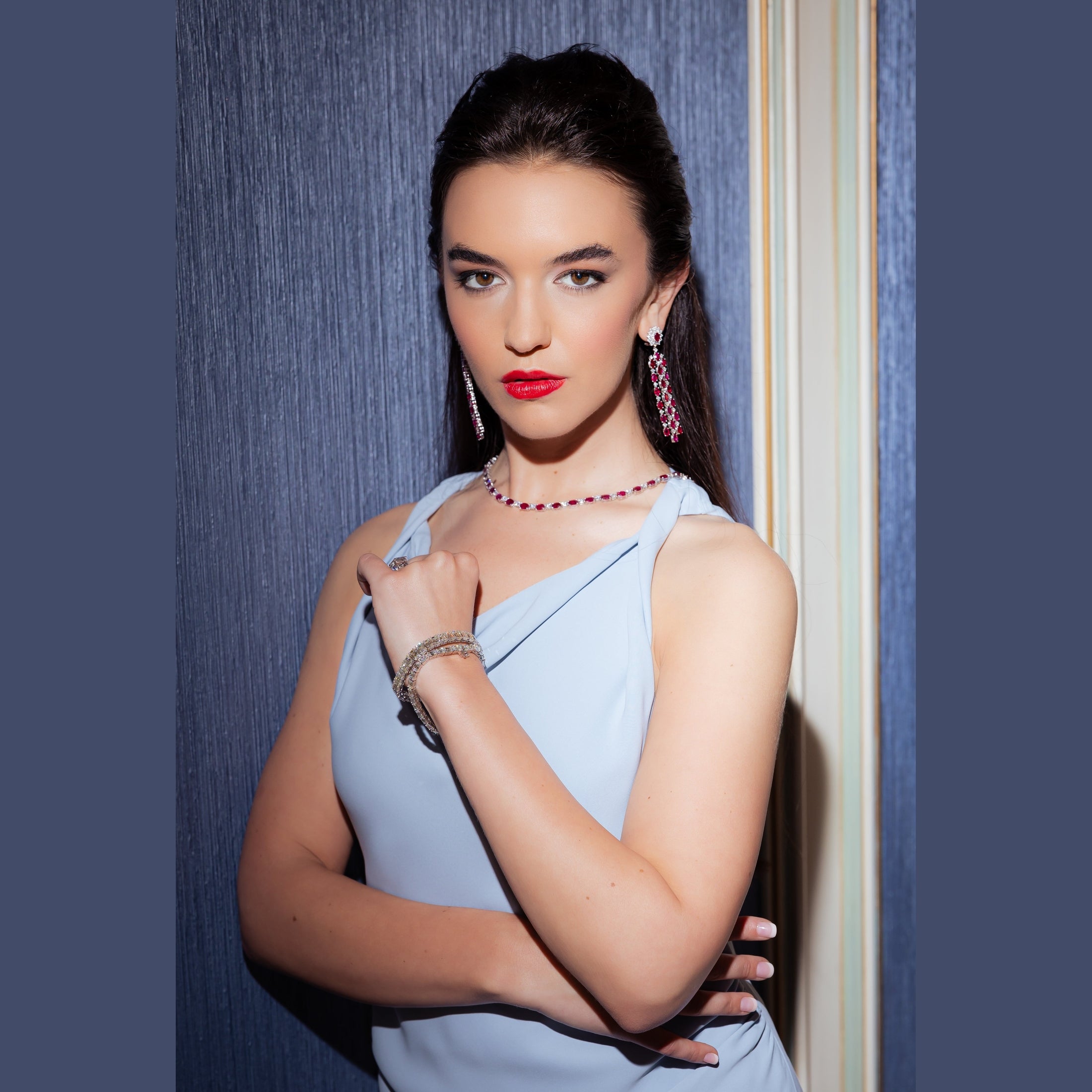 'Lunar Éclat' Diamond Halo Pendant Necklace Leviev Necklaces 