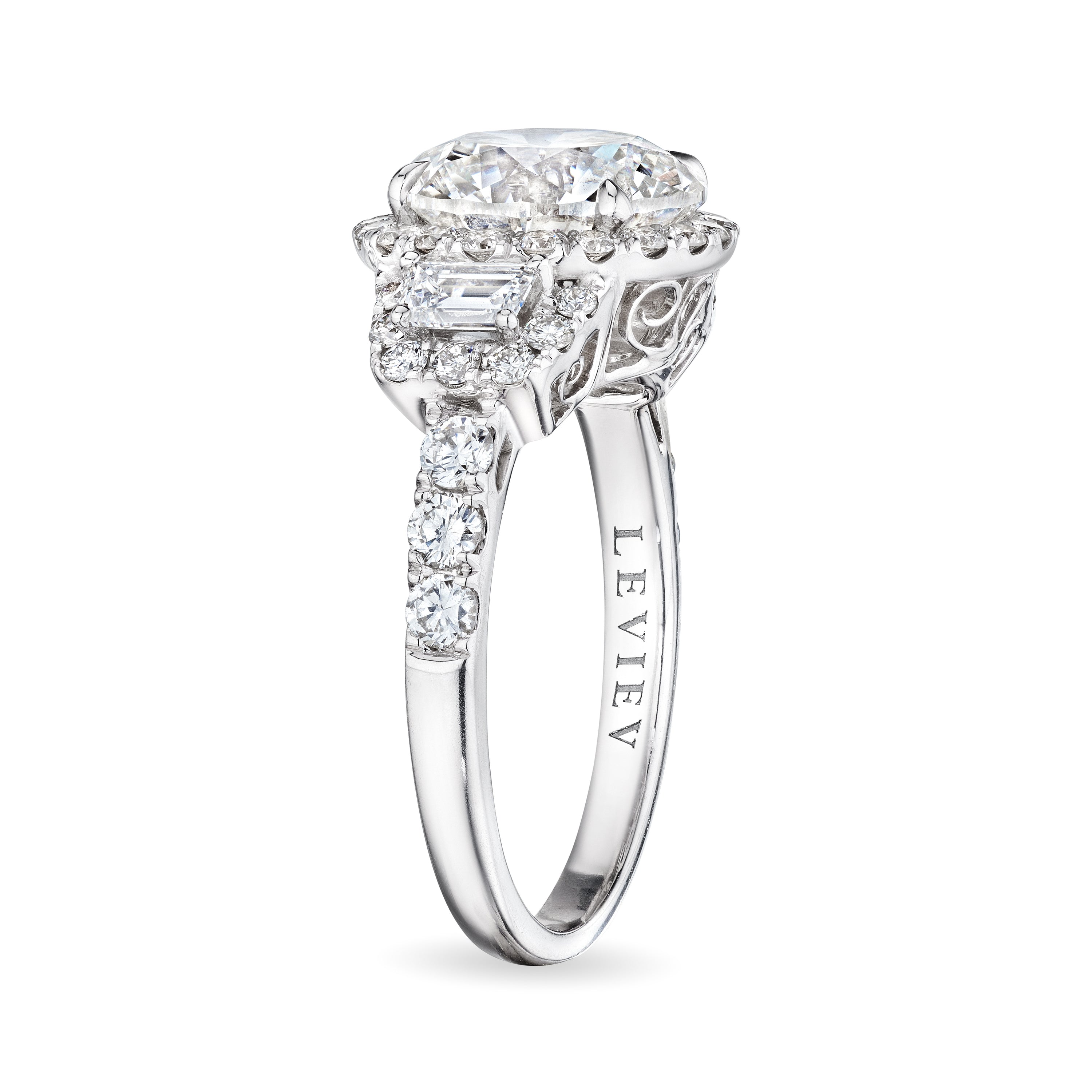 "Prestige" Ring with Round Shape Diamond and Trapezoids, 3 CT