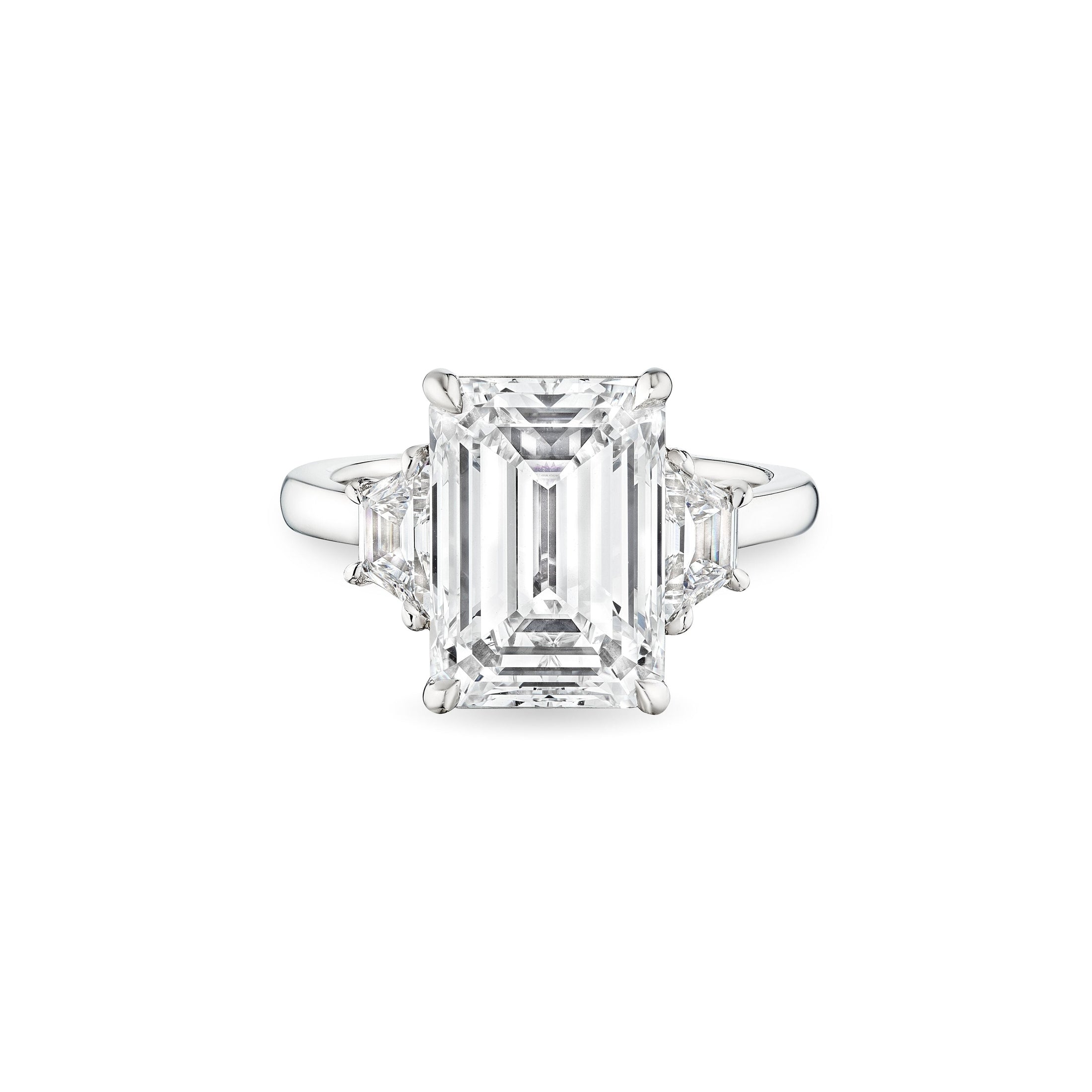 'Starlit Majesty' Platinum Brilliant Cut Diamond Ring, 5.83 CT Leviev Rings Emerald Cut, High Jewelry Leviev 