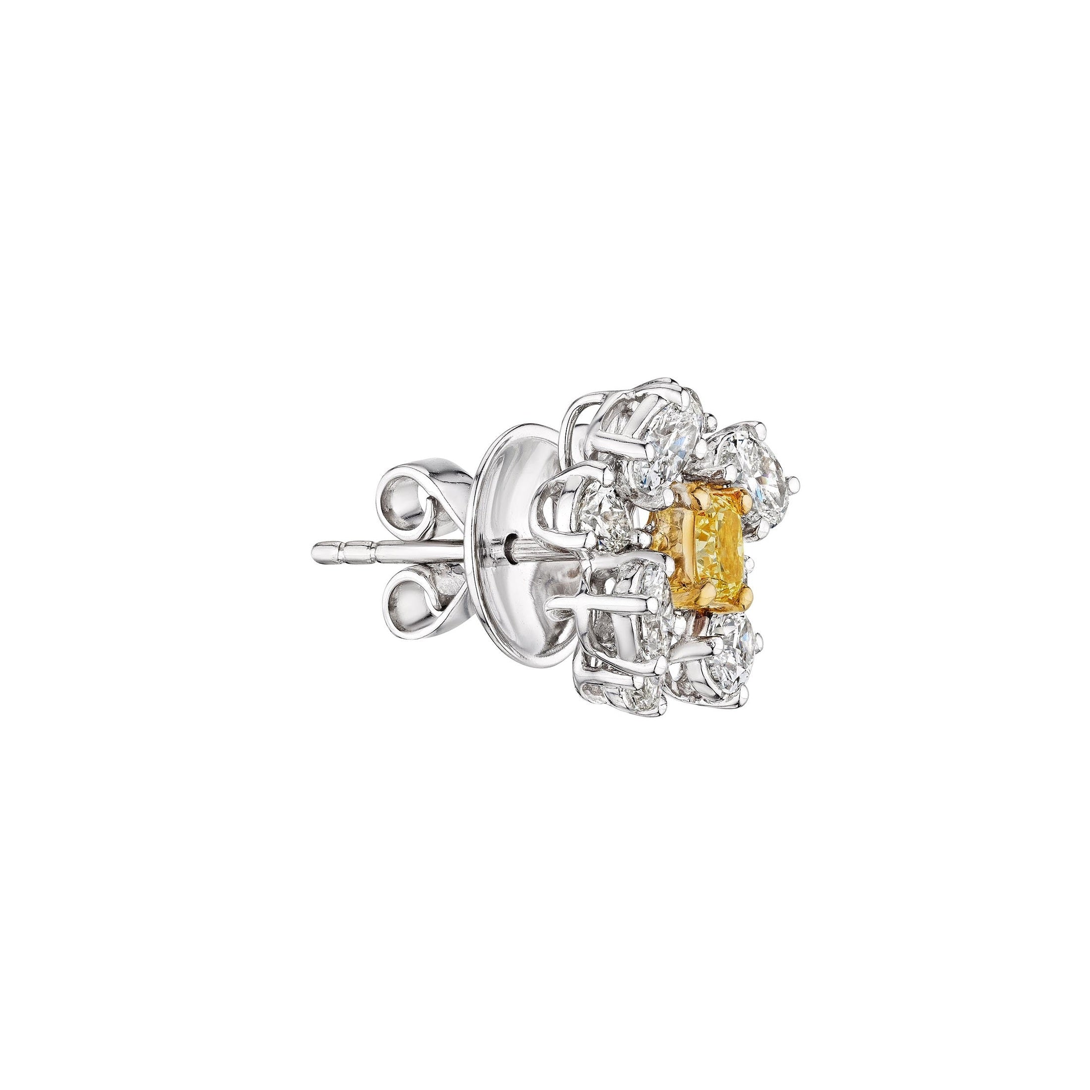 'Sunbeam Halo' Diamond Earrings, 0.65 CT Leviev Earrings Earrings Leviev 