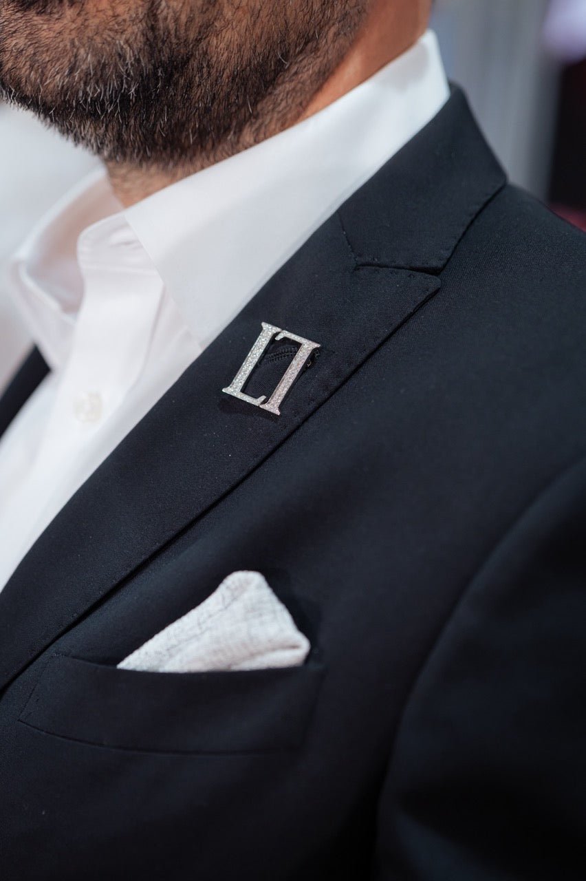 LEVIEV Diamond Pin, 1.05 CT - Earrings - Leviev