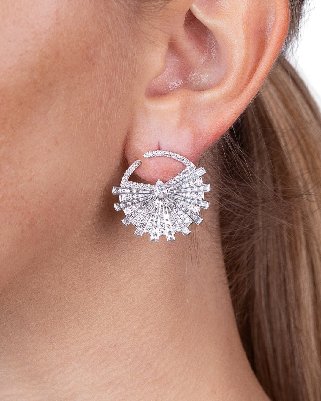 'Starflare Horizon' Fan Earrings with Tapered Baguettes and Round Diamonds, 4 CT - Earrings - Leviev