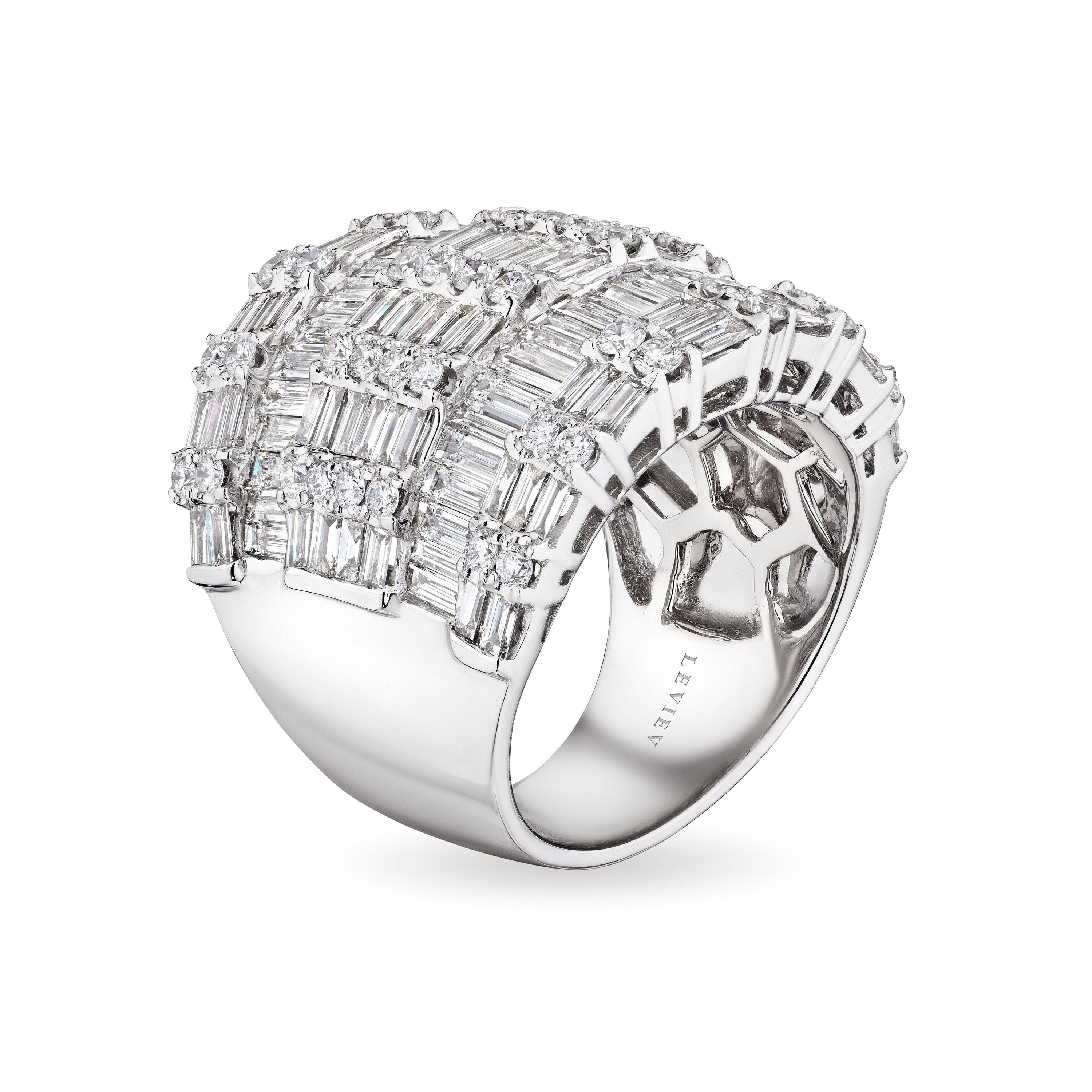 'Starlit Majesty' 18K White Gold Diamond Ring, 4.28 CT - Leviev