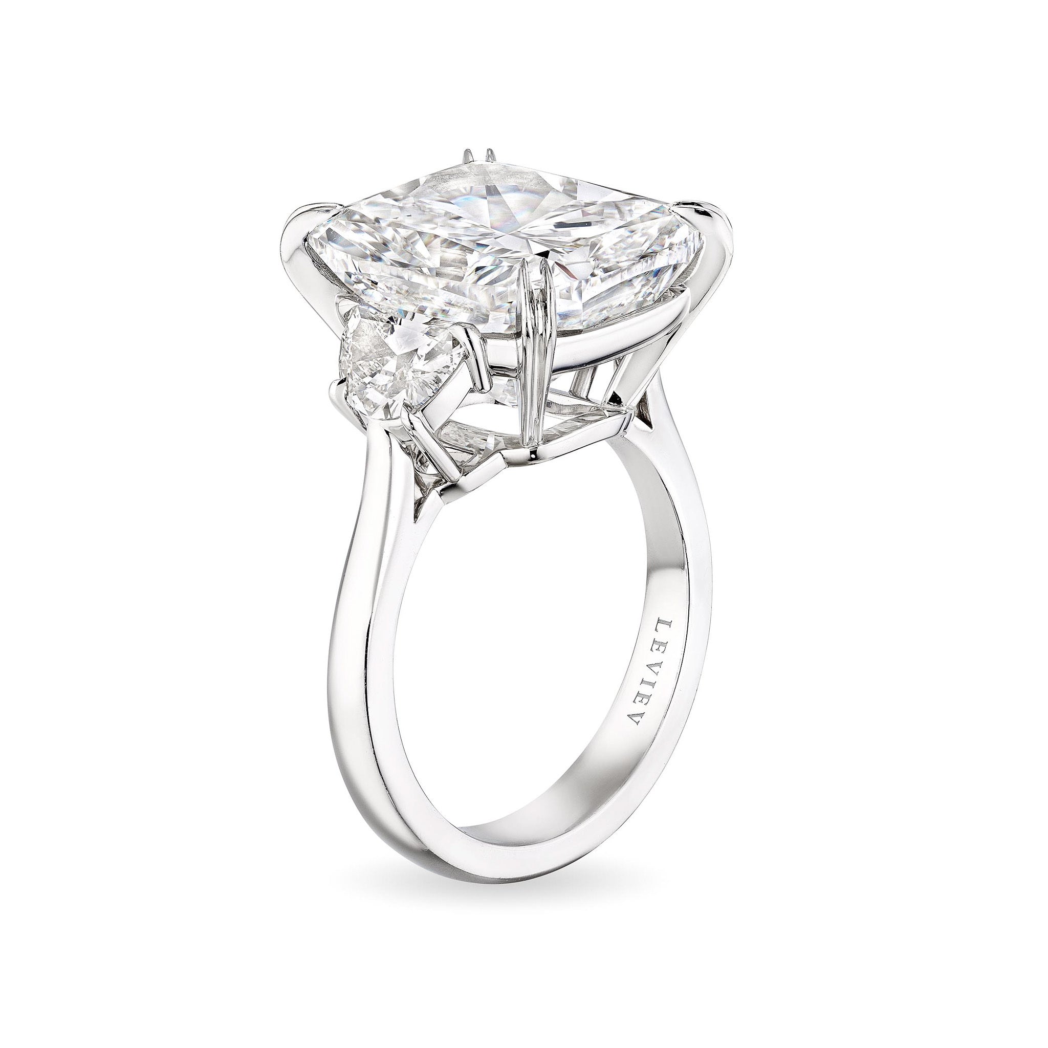 'Starlit Majesty' Platinum 11.04 ct Diamond Ring, 11.04 CT - Leviev