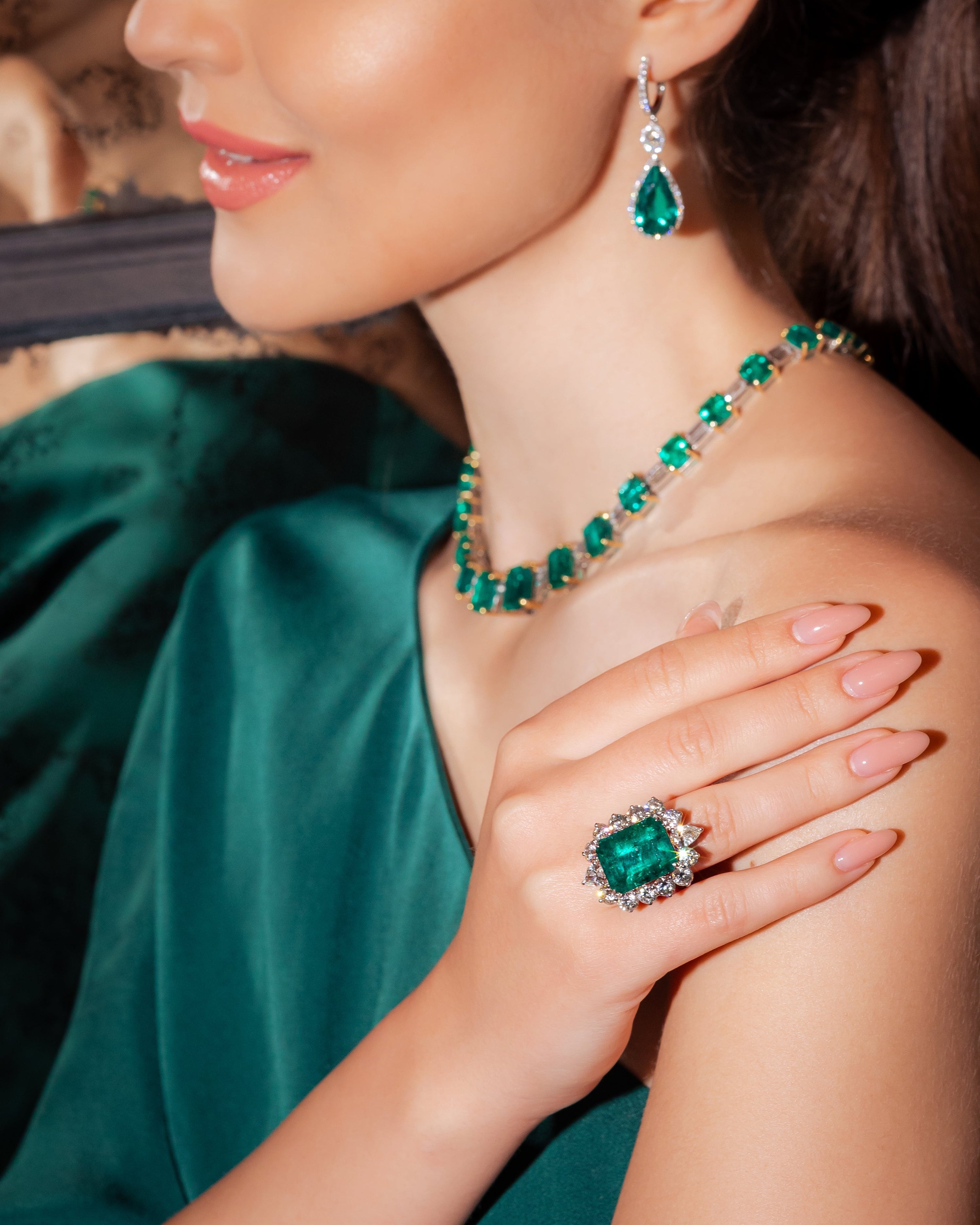 'Starlit Majesty' Platinum Round Brilliant Diamond Ring, 19.02 CT - Leviev
